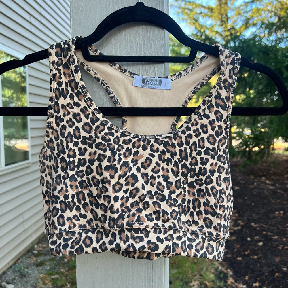 Gym Suit Blanco Athletic Leopard Top
